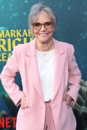 Los Angles CA Apr 30:Sally Field at Remarkably Bright Creatures Film Premiere, Los Angeles, California on April 30, 2026 Credit: USA  - ZUMAa123 20260430_zaa_a123_057 Copyright: xAdMediax