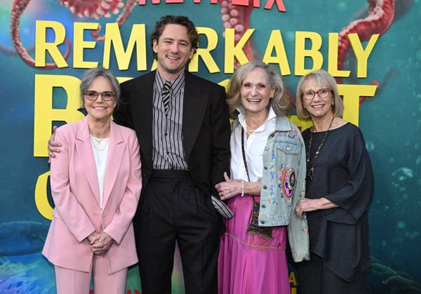 ˜Remarkably Bright Creatures™ Los Angeles Premiere Sally Field, Lewis Pullman, Beth Grant and Kathy Baker arriving to Remarkably Bright Creatures Los Angeles premiere held at the Tudum Theater on April 30, 2026 in Hollywood, CA. Hollywood Tudum Theater California USA Copyright: xLisaxOConnorx xAFF-USA.comx