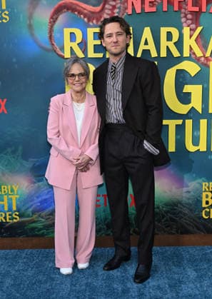 ˜Remarkably Bright Creatures™ Los Angeles Premiere Sally Field and Lewis Pullman arriving to Remarkably Bright Creatures Los Angeles premiere held at the Tudum Theater on April 30, 2026 in Hollywood, CA. Hollywood Tudum Theater California USA Copyright: xLisaxOConnorx xAFF-USA.comx