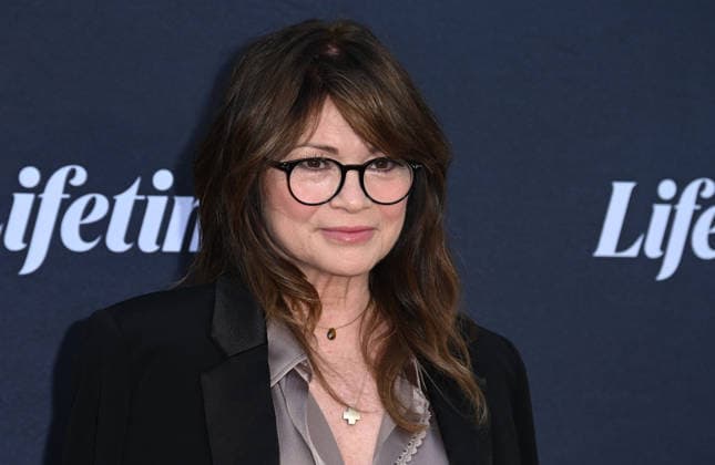 Lifetime™s ˜Love, Again™ FYC Valerie Bertinelli arriving to Lifetime™s Love, Again FYC at the Television Academy s Wolf Theatre at the Saban Media Center on April 30, 2026 in North Hollywood, CA. North Hollywood Television Academy s Wolf Theatre at the Saban Media Center California USA Copyright: xLeexWattx xAFF-USA.COMx
