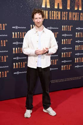 Louis Klamroth at the premiere of the ARD documentary series Xatar Ein Leben ist nicht genug at Fotografiska Berlin Berlin, 30 04 2026 Foto:xN.xKubelkax xFuturexImagex xatar_6409