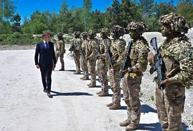 French President Emmanuel Macron takes part in the final phase of the Orion 26 military exercise at Mailly le Camp Aube and Suippes Marne , France, April 30, 2026 The Orion 26 exercise was conducted in four phases, from operational planning to coalition troop deployment Some 12,500 military personnel are involved in this final phase, with 1,800 tactical vehicles, 30 helicopters and 800 combat UAVs Six other countries are taking part  Copyright: xChristianxLiewigx xBestimagexChristianxLiewigx xBestimagex