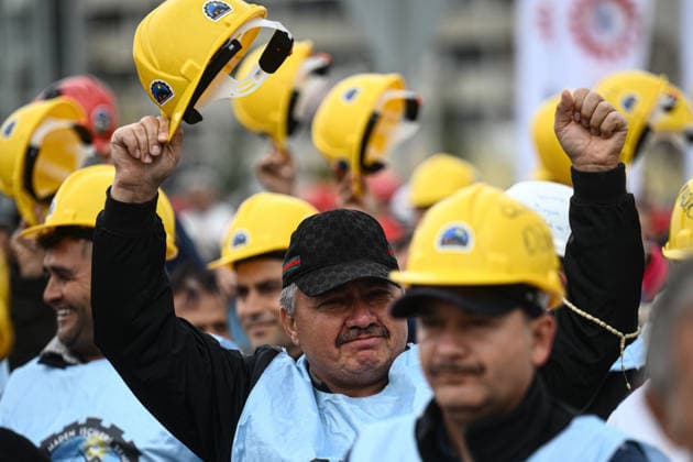 News Bilder des Tages International Workers Day in Ankara ANKARA, TURKIYE - MAY 01: Citizens and representatives of some trade unions begin to gather at Anadolu Square to mark International Workers Day in Ankara, Turkiye on May 01, 2026. Akin Celiktas Anadolu Ankara Turkey. Editorial use only. Please get in touch for any other usage.  Copyright: x2026xAnadoluxAkinxCeliktasx