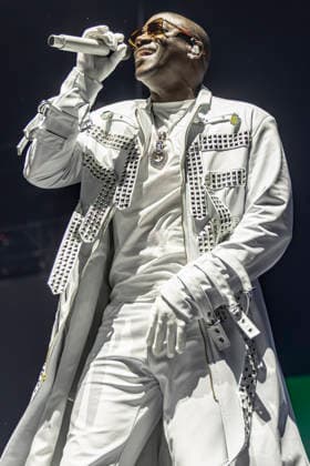 Akon performs at Co-Op Live Senegalese-American singer Akon performs at Co-Op Live, Manchester, England, 1st May 2026, Credit:Mike Gray Avalon  Copyright: xMikexGrayx xAvalonx 1095769480