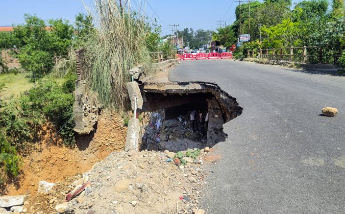 Bridge collapse in the Bantalab Thathar area, Jammu Jammu, May 02 (ANI): A view of the bridge collapse site in the Bantalab Thathar area, in Jammu on Saturday. Jammu Jammu & Kashmir India Copyright: xANIx ANI_20260502090