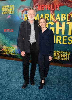 Los Angeles Premiere Of Netflix s Remarkably Bright Creatures - Arrivals LOS ANGELES, CALIFORNIA - APRIL 30: (L-R) Bill Pullman and Tamara Hurwitz attend the Los Angeles Premiere of Netflix s Remarkably Bright Creatures at the Netflix Tudum Theater on April 30, 2026 in Los Angeles, California., Credit:Jeffrey Mayer Avalon United States, CA, Los Angeles, Netflix Tudum Theater  Copyright: xJeffreyxMayerx xAvalonx 1095841958