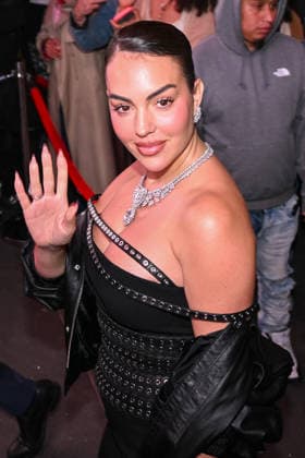Georgina Rodriguez Arrivals and exits at Vogues Pre Met Gala Party at Madame Tussauds in Times Square, New York City, NY, USA, May 1, 2026 Gedeon Taieb Bestimage Celebs attending Vogues Pre Met Gala Party at Madame Tussauds in Times Square, New York New York Etats Unis  Copyright: xGedeonxTaiebx xBestimagexGedeonxTaiebx xBestimagex