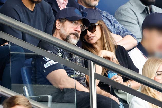 Penélope Cruz and her husband Javier Bardem with their children Leonardo, Luna and their friends in the stands at the Ligue 1 McDonald s soccer match between Paris Saint Germain PSG and FC Lorient at the Parc des Princes in Paris, France, on May 2, 2026 Bestimage Penélope Cruz and her husband Javier Bardem with their children Leonardo, Luna and their friends in the stands at the Ligue 1 McDonald s soccer match between Paris Saint Germain PSG and FC Lorient at the Parc des Princes in Paris, France, on May 2, 2026 Paris France  Copyright: xAGENCEx xBESTIMAGExAGENCEx xBESTIMAGEx