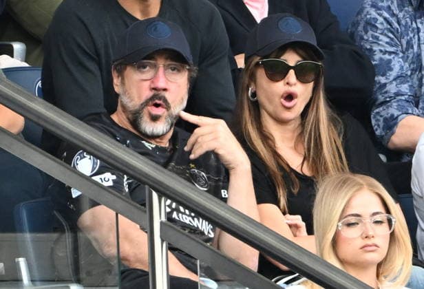 Penelope Cruz and Javier Bardem Spotted At PSG Game - Paris Penelope Cruz and Javier Bardem at the stands during the Ligue 1 McDonald s match between Paris SG and Lorient at Parc des Princes on May 2, 2026 in Paris, France. Photo by Florian Poitout ABACAPRESS.COM Paris France  Copyright: xPoitoutxFlorian ABACAx