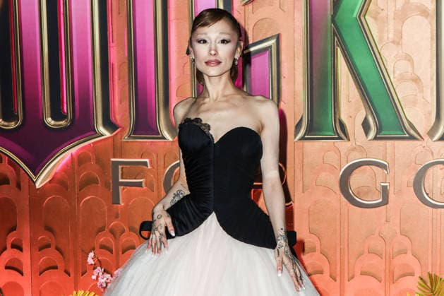 New York Premiere Of Universal Pictures Wicked: For Good MANHATTAN, NEW YORK CITY, NEW YORK, USA - NOVEMBER 17: American singer, songwriter, and actress Ariana Grande Butera wearing Schiaparelli Haute Couture arrives at the New York Premiere Of Universal Pictures Wicked: For Good held at David Geffen Hall at the Lincoln Center for the Performing Arts on November 17, 2025 in Manhattan, New York City, New York, United States. (Photo by Image Press Agency)
