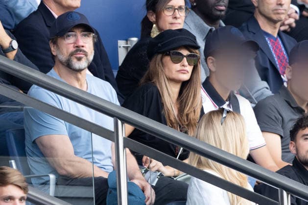 Penélope Cruz and her husband Javier Bardem with their children Leonardo, Luna and their friends in the stands at the Ligue 1 McDonald s soccer match between Paris Saint Germain PSG and FC Lorient at the Parc des Princes in Paris, France, on May 2, 2026 Bestimage Penélope Cruz and her husband Javier Bardem with their children Leonardo, Luna and their friends in the stands at the Ligue 1 McDonald s soccer match between Paris Saint Germain PSG and FC Lorient at the Parc des Princes in Paris, France, on May 2, 2026 Paris France  Copyright: xAGENCEx xBESTIMAGExAGENCEx xBESTIMAGEx