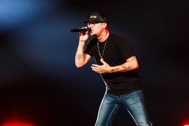 2026 iHeartCountry Festival - Show Chase Matthew performs onstage during the 2026 iHeartCountry Festival presented by Capital One at Moody Center on May 02, 2026 in Austin, Texas. Austin Moody Center Texas United States of America Copyright: xOzziexBloom imageSPACEx