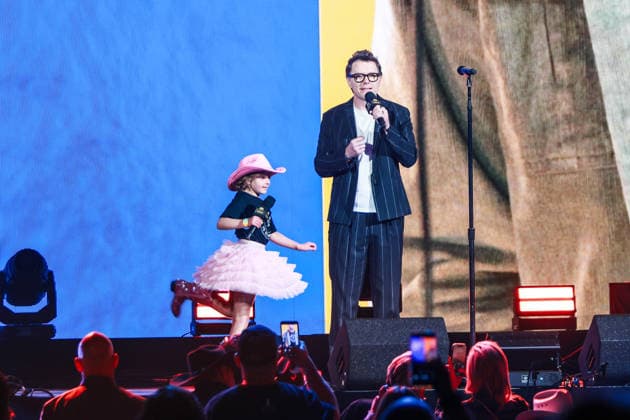 2026 iHeartCountry Festival - Show Bobby Bones performs onstage during the 2026 iHeartCountry Festival presented by Capital One at Moody Center on May 02, 2026 in Austin, Texas. Austin Moody Center Texas United States of America Copyright: xOzziexBloom imageSPACEx