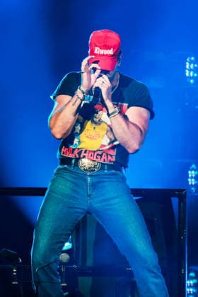 2026 iHeartCountry Festival - Show Russell Dickerson performs onstage during the 2026 iHeartCountry Festival presented by Capital One at Moody Center on May 02, 2026 in Austin, Texas. Austin Moody Center Texas United States of America Copyright: xOzziexBloom imageSPACEx