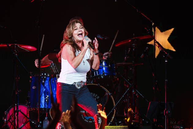 2026 iHeartCountry Festival - Show Gretchen Wilson performs onstage during the 2026 iHeartCountry Festival presented by Capital One at Moody Center on May 02, 2026 in Austin, Texas. Austin Moody Center Texas United States of America Copyright: xOzziexBloom imageSPACEx