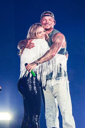 2026 iHeartCountry Festival - Show Lauren Alaina, Kane Brown perform onstage during the 2026 iHeartCountry Festival presented by Capital One at Moody Center on May 02, 2026 in Austin, Texas. Austin Moody Center Texas United States of America Copyright: xOzziexBloom imageSPACEx
