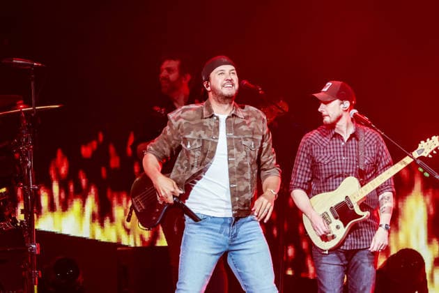 2026 iHeartCountry Festival - Show Luke Bryan performs onstage during the 2026 iHeartCountry Festival presented by Capital One at Moody Center on May 02, 2026 in Austin, Texas. Austin Moody Center Texas United States of America Copyright: xOzziexBloom imageSPACEx