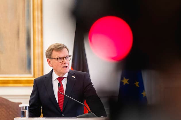 Johann Wadephul (CDU), Bundesaussenminister, aufgenommen im Rahmen einer Pressekonferenz in Athen, 04.05.2026. Fotografiert im Auftrag des Auswaertigen Amtes Athen Griechenland *** Johann Wadephul CDU , Federal Foreign Minister, photographed during a press conference in Athens, 04 05 2026 Photographed on behalf of the Foreign Office Athens Greece Copyright: xJulianexSonntag AAx