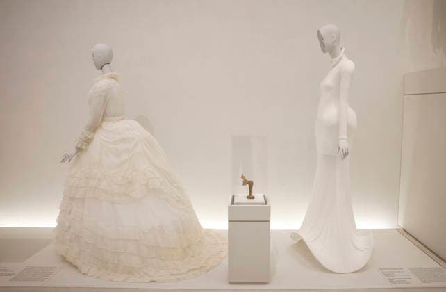 Guests tour the fashion creations on display at the press preview for the 2026 Met Gala celebrating Costume Art at The Metropolitan Museum of Art on Monday, May 4, 2026 in New York City. Costume Art was curated by Andrew Bolton, Curator in Charge, and The Costume Institute s first exhibition in The Met s new, nearly 12,000-square-foot galleries adjacent to the Great Hall which displays The Costume Institute s annual spring exhibition.  NYP202605043021 JOHNxANGELILLO