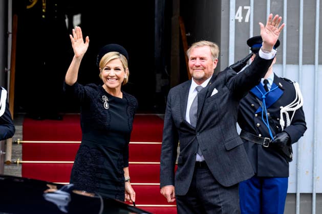 04-05-2026 Amsterdam Queen Maxima and King Willem-Alexander arriving for the wearth laying ceremony (Dodenherdenking) at the WWII memorial at the monument op de Dam in Amsterdam. Â  Copyright: xPPEx