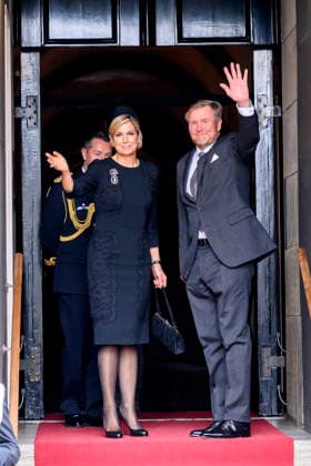 04-05-2026 Amsterdam Queen Maxima and King Willem-Alexander arriving for the wearth laying ceremony (Dodenherdenking) at the WWII memorial at the monument op de Dam in Amsterdam. Â  Copyright: xPPEx