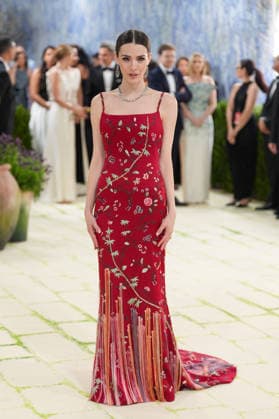 Celebrities arrive at the 2026 Met Gala Celebrating ˜Costume Art™ at the Metropolitan Museum of Art in New York City Featuring: Bee Carrozzini Where: New York City, New York, United States When: 04 May 2026 Credit: TheStewartOfNY INSTARimages EDITORIAL USE ONLY. NOT FOR USE BY NEWSPAPERS BASED IN THE UK. Copyright: xMichaelxStewartx instar55663613
