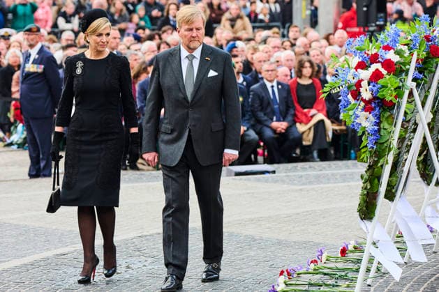 National May 4th Commemoration on Dam Square in Amsterdam AMSTERDAM 04-05-26. The National Commemoration takes place at the National Monument on Dam Square in Amsterdam. The King Willem-Alexander and Queen Maxima lay a wreath on behalf of the entire Dutch population, and (grand)children lay wreaths on behalf of survivors for various groups of war victims. Every year during the National Remembrance Day on May 4, we pause to remember the victims of the Second World War and of subsequent war situations and peacekeeping operations. At 8:00 PM, there is a two-minute silence throughout the Netherlands. NICO GARSTMAN CONTENT CURATION AMSTERDAM NETHERLANDS  Copyright: xNICOxGARSTMANx xCONTENTxCURATIONx NICOxGARSTMANx xCONTENTxCURATIONx