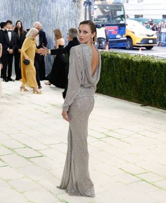 Anja Rubik arrives on the red carpet for the 2026 Met Gala celebrating Costume Art at The Metropolitan Museum of Art on Monday, May 4, 2026 in New York City.  NYP20260504357 JOHNxANGELILLO