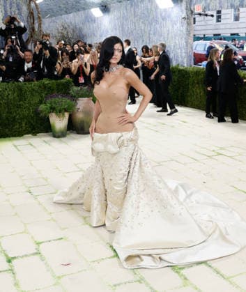 Kylie Jenner arrives on the red carpet for the 2026 Met Gala celebrating Costume Art at The Metropolitan Museum of Art on Monday, May 4, 2026 in New York City.  NYP20260504410 JOHNxANGELILLO