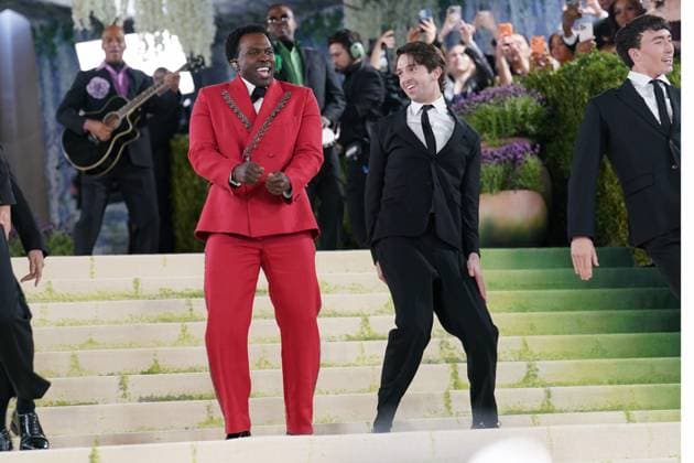 Joshua Henry at arrivals for The 2026 Costume Institute Exhibition COSTUME ART Opening Night Met Gala, The Metropolitan Museum of Art, New York, NY, May 04, 2026. Photo By: Kristin Callahan Everett Collection The 2026 Costume Institute Exhibition COSTUME ART Opening Night Met Gala PUBLICATIONXNOTxINxCANxCHNxFRAxITAxJPNxNORxPOLxRUSxESPxUKxUSA