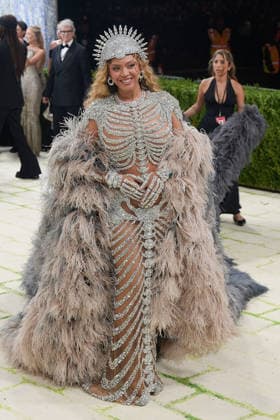 American singer Beyonce poses on the white carpet at the Met Gala in New York, United States, 04 May 2026. The White Carpet at the 2026 Met Gala !ACHTUNG: NUR REDAKTIONELLE NUTZUNG!  Copyright: xOctavioxGuzmánx AME9363 20260505-55020181282_1