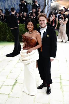 Jen Rubio, Stewart Butterfield at arrivals for The 2026 Costume Institute Exhibition COSTUME ART Opening Night Met Gala - Part 2, The Metropolitan Museum of Art, New York, NY, May 04, 2026. Photo By: Kristin Callahan Everett Collection The 2026 Costume Institute Exhibition COSTUME ART Opening Night Met Gala - Part 2 PUBLICATIONXNOTxINxCANxCHNxFRAxITAxJPNxNORxPOLxRUSxESPxUKxUSA