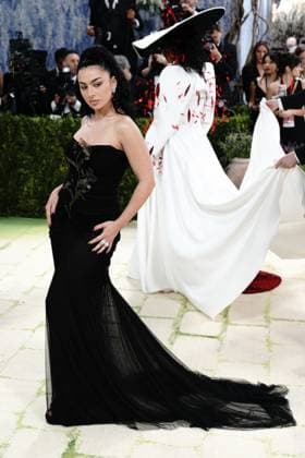 Charli XCX at arrivals for The 2026 Costume Institute Exhibition COSTUME ART Opening Night Met Gala - Part 2, The Metropolitan Museum of Art, New York, NY, May 04, 2026. Photo By: Kristin Callahan Everett Collection The 2026 Costume Institute Exhibition COSTUME ART Opening Night Met Gala - Part 2 PUBLICATIONXNOTxINxCANxCHNxFRAxITAxJPNxNORxPOLxRUSxESPxUKxUSA