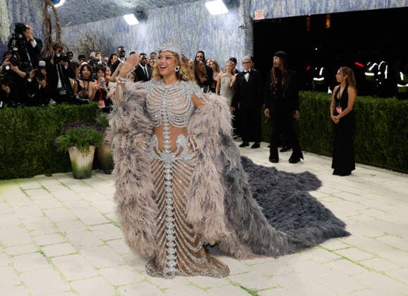 Beyoncé arrives on the red carpet for the 2026 Met Gala celebrating Costume Art at The Metropolitan Museum of Art on Monday, May 4, 2026 in New York City.  NYP2026050486 JOHNxANGELILLO