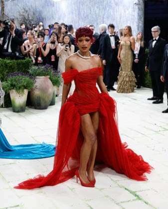 Taylor Russell arrives on the red carpet for the 2026 Met Gala celebrating Costume Art at The Metropolitan Museum of Art on Monday, May 4, 2026 in New York City.  NYP2026050502 JOHNxANGELILLO