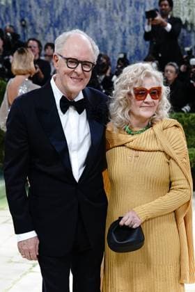 John Lithgow, Mary Yeager at arrivals for The 2026 Costume Institute Exhibition COSTUME ART Opening Night Met Gala - Part 3, The Metropolitan Museum of Art, New York, NY, May 04, 2026. Photo By: Kristin Callahan Everett Collection The 2026 Costume Institute Exhibition COSTUME ART Opening Night Met Gala - Part 3 PUBLICATIONXNOTxINxCANxCHNxFRAxITAxJPNxNORxPOLxRUSxESPxUKxUSA
