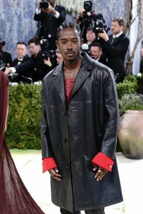 Damson Idris at arrivals for The 2026 Costume Institute Exhibition COSTUME ART Opening Night Met Gala - Part 4, The Metropolitan Museum of Art, New York, NY, May 04, 2026. Photo By: Kristin Callahan Everett Collection The 2026 Costume Institute Exhibition COSTUME ART Opening Night Met Gala - Part 4 PUBLICATIONXNOTxINxCANxCHNxFRAxITAxJPNxNORxPOLxRUSxESPxUKxUSA