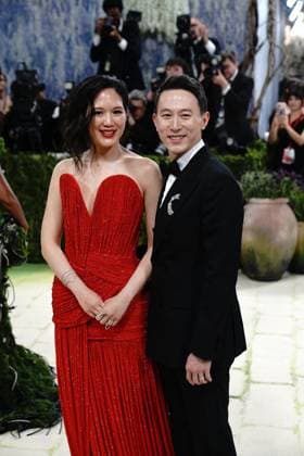 Vivian Kao, Shou Zi Chew at arrivals for The 2026 Costume Institute Exhibition COSTUME ART Opening Night Met Gala - Part 4, The Metropolitan Museum of Art, New York, NY, May 04, 2026. Photo By: Kristin Callahan Everett Collection The 2026 Costume Institute Exhibition COSTUME ART Opening Night Met Gala - Part 4 PUBLICATIONXNOTxINxCANxCHNxFRAxITAxJPNxNORxPOLxRUSxESPxUKxUSA