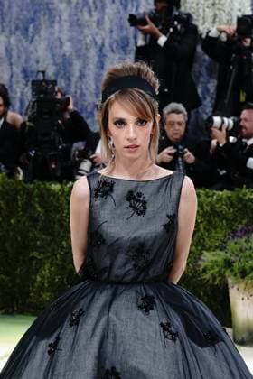 Maya Hawke at arrivals for The 2026 Costume Institute Exhibition COSTUME ART Opening Night Met Gala - Part 4, The Metropolitan Museum of Art, New York, NY, May 04, 2026. Photo By: Kristin Callahan Everett Collection The 2026 Costume Institute Exhibition COSTUME ART Opening Night Met Gala - Part 4 PUBLICATIONXNOTxINxCANxCHNxFRAxITAxJPNxNORxPOLxRUSxESPxUKxUSA