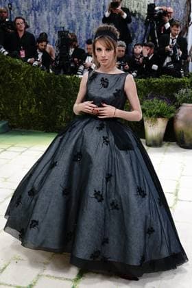 Maya Hawke at arrivals for The 2026 Costume Institute Exhibition COSTUME ART Opening Night Met Gala - Part 4, The Metropolitan Museum of Art, New York, NY, May 04, 2026. Photo By: Kristin Callahan Everett Collection The 2026 Costume Institute Exhibition COSTUME ART Opening Night Met Gala - Part 4 PUBLICATIONXNOTxINxCANxCHNxFRAxITAxJPNxNORxPOLxRUSxESPxUKxUSA