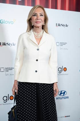 Lifestyle Awards 2026 Carmen Lomana attends the Lifestyle Awards 2026 at Albéniz theatre on May 04, 2026 in Madrid, Spain. Madrid Spain Copyright: xAtilanoxGarciax xSOPAxImagesx photos17614