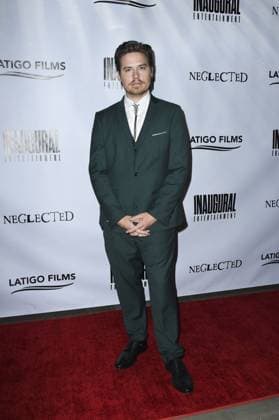 Dylan Sprouse at arrivals for NEGLECTED Premiere, TCL Chinese Theatre, Los Angeles, CA, May 04, 2026. Photo By: Elizabeth Goodenough Everett Collection NEGLECTED Premiere PUBLICATIONXNOTxINxCANxCHNxFRAxITAxJPNxNORxPOLxRUSxESPxUKxUSA