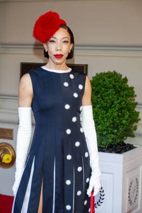 The Pierre Hotel: 2026 Met Gala Departures, New York, USA - 04 May 2026 Amy Sherald departs the Pierre Hotel for 2026 Met Gala on May 04, 2026 in New York City. New York United States Copyright: xRonxAdarx xSOPAxImagesx _radar_pierre_20260504_00942