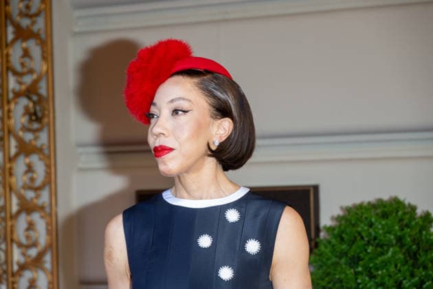 The Pierre Hotel: 2026 Met Gala Departures, New York, USA - 04 May 2026 Amy Sherald departs the Pierre Hotel for 2026 Met Gala on May 04, 2026 in New York City. New York United States Copyright: xRonxAdarx xSOPAxImagesx _radar_pierre_20260504_00945