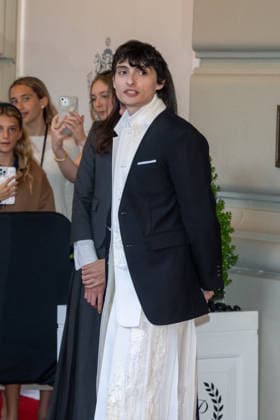 The Pierre Hotel: 2026 Met Gala Departures, New York, USA - 04 May 2026 Finn Wolfhard wearing Thom Brown departs the Pierre Hotel for 2026 Met Gala on May 04, 2026 in New York City. New York United States Copyright: xRonxAdarx xSOPAxImagesx _radar_pierre_20260504_01229