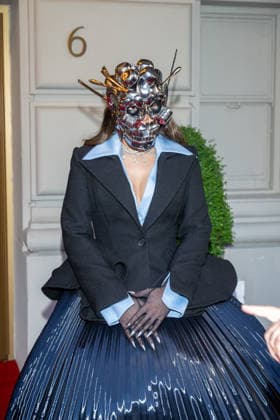 The Pierre Hotel: 2026 Met Gala Departures, New York, USA - 04 May 2026 Ananya Birlar wearing Robert Wun Subodh Gupta departs the Pierre Hotel for 2026 Met Gala on May 04, 2026 in New York City. New York United States Copyright: xRonxAdarx xSOPAxImagesx _radar_pierre_20260504_01473