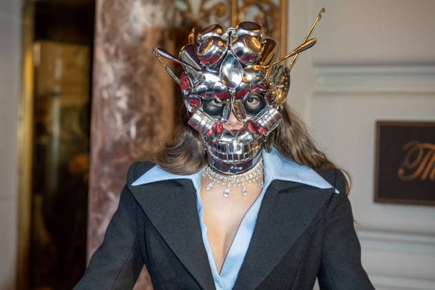The Pierre Hotel: 2026 Met Gala Departures, New York, USA - 04 May 2026 Ananya Birlar wearing Robert Wun Subodh Gupta departs the Pierre Hotel for 2026 Met Gala on May 04, 2026 in New York City. New York United States Copyright: xRonxAdarx xSOPAxImagesx _radar_pierre_20260504_01492