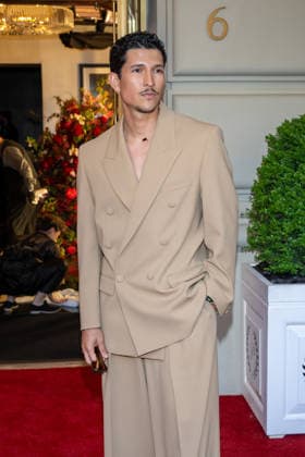 The Pierre Hotel: 2026 Met Gala Departures, New York, USA - 04 May 2026 Danny Rameriz wearing Michael Kors departs the Pierre Hotel for 2026 Met Gala on May 04, 2026 in New York City. New York United States Copyright: xRonxAdarx xSOPAxImagesx _radar_pierre_20260504_01595