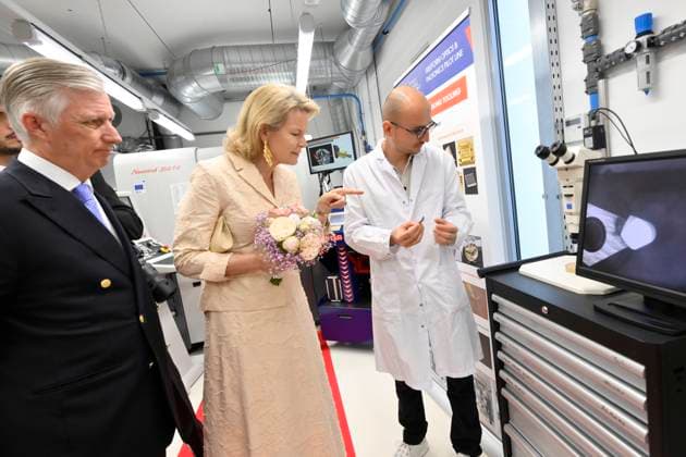 King Philippe And Queen Mathilde Visit The Province of Flemish Brabant VLAAMS-BRABANT, BELGIUM - MAY 05: King Philippe of Belgium and Queen Mathilde of Belgium pictured visiting VUB Photonics-campus en VUB STEAM Academie in Pajottegem during a trip to the province of Flemish Brabant on May 05, 2026 in Vlaams-Brabant, Belgium, 05 05 2026 Vlaams-Brabant Belgium  Copyright: xPhilipxReynaersx