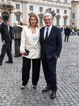 Rome, 71st edition of the David di Donatello Awards, arrivals at the Quirinale. In the photo: MARIO MARTONE WITH HIS WIFE Ippolita Di Majo  Copyright: xMarcoxProvvisionatox xipa-agency.netx xDxAvanzo Landi Provvisionatox IPA_Agency_IPA74450569